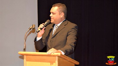 Cidadão Garcense aos Pastores Elandi Mariano e Valdecir Cardoso (14).jpg