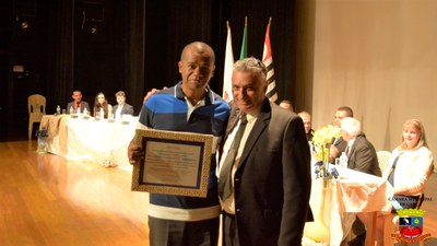 Cidadão Garcense aos Pastores Elandi Mariano e Valdecir Cardoso (32).jpg