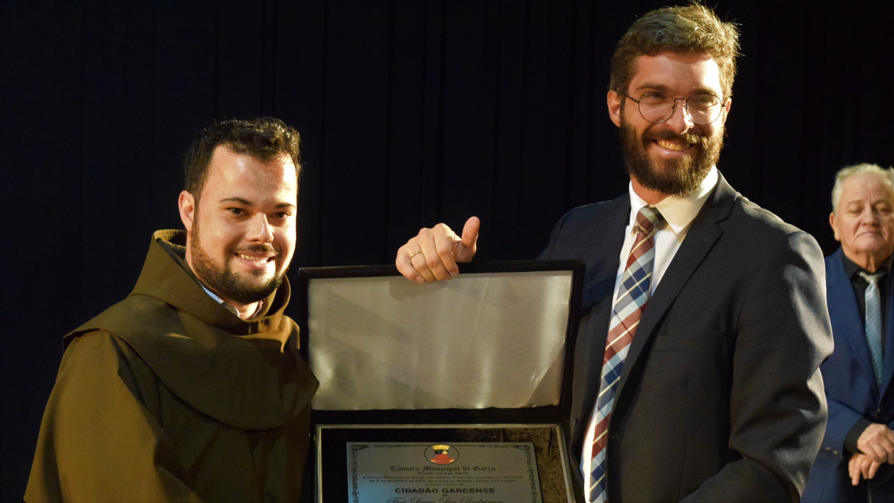 Frei Lucas Lisi Rodrigues recebeu Título de Cidadão Garcense